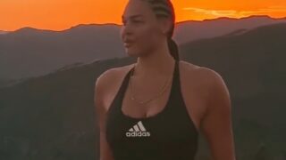 Elizabeth Cambage – new video so hot !!!