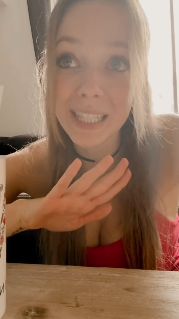 AnneWeunsche – Hot new video so sexy !!!