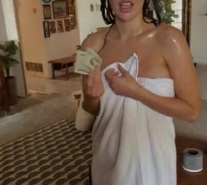 Olivia Mae Fucks Pizza Delivery Guy Roleplay Video Leaked