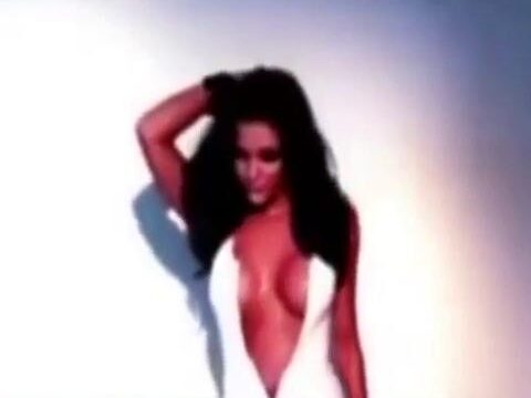 Amy Jackson Nude Video Leaked!